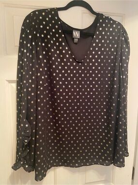 2X Ruffle Detail Metallic Dots Whimsy Worthington Black Blouse Top